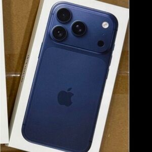Apple Smartphone in Deep Blue -box only